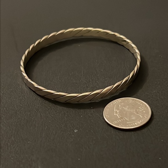 Vintage Sterling Silver 925 Twisted Flat Bangle Bracelet - Picture 5 of 8